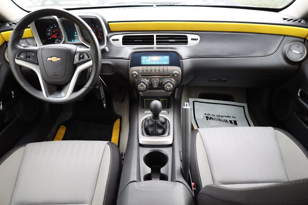 Used 2012 Chevrolet Camaro LS RWD image 17