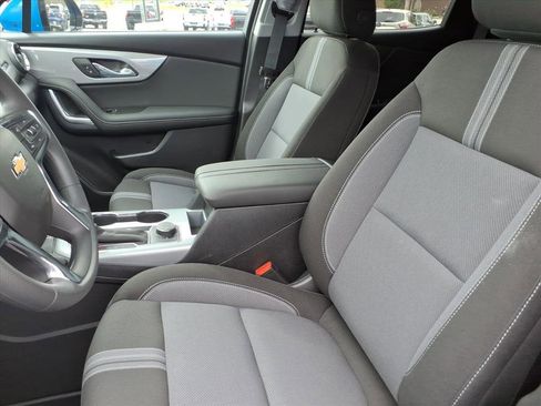 New 2025 Chevrolet Blazer LT w/ Convenience Package image 4