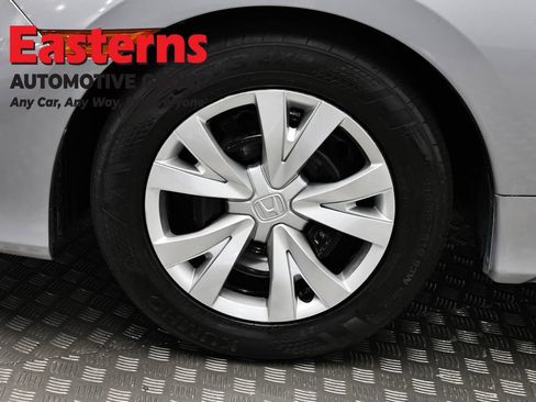 Used 2017 Honda Civic LX image 30