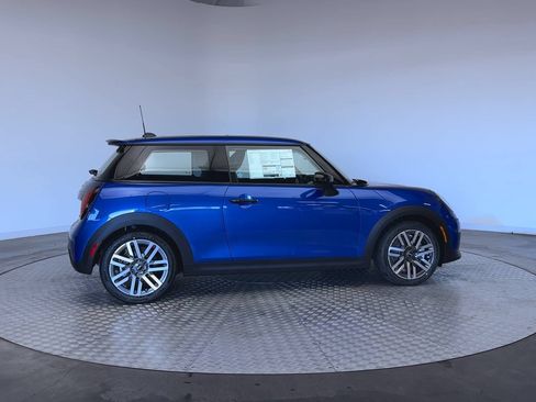 New 2026 MINI Cooper S FWD image 9