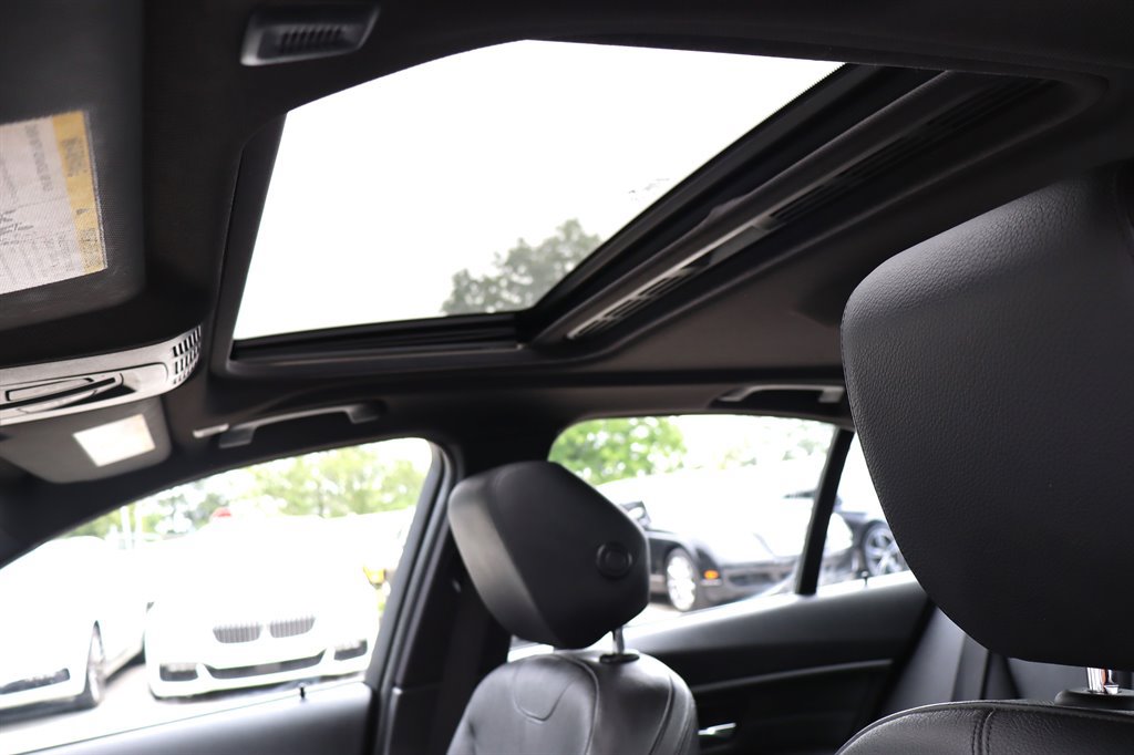 Used 2014 BMW 328i Sedan RWD image 21