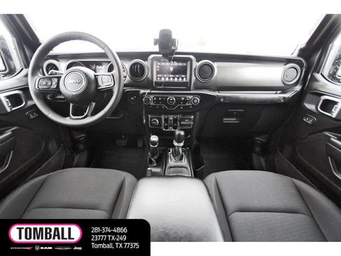 Used 2023 Jeep Gladiator Sport AWD/4WD image 10