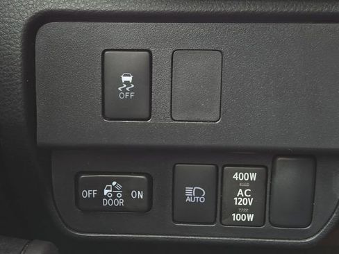 Used 2023 Toyota Tacoma TRD Sport image 24