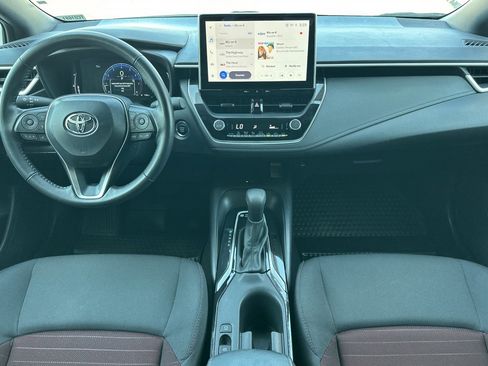 Used 2025 Toyota Corolla SE w/ SE Premium Package FWD image 13
