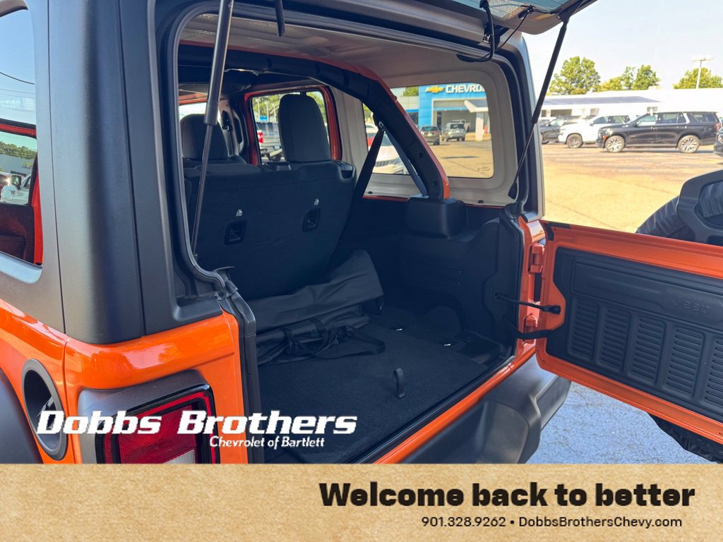 Used 2025 Jeep Wrangler Unlimited Sport AWD/4WD image 39