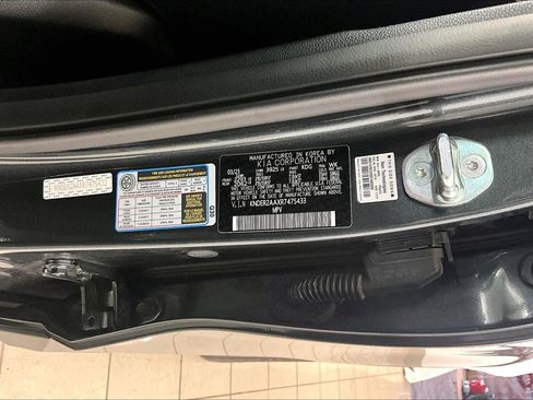 Used 2024 Kia Seltos EX image 19