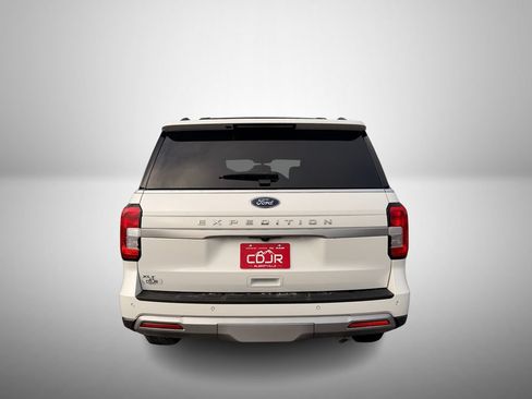 Used 2023 Ford Expedition XLT AWD/4WD image 9