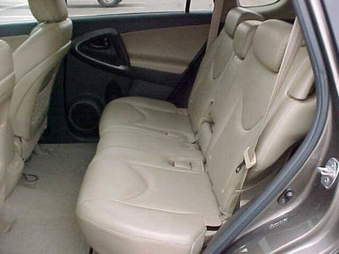 Used 2011 Toyota RAV4 Limited w/ Limited Extra Value Pkg image 10