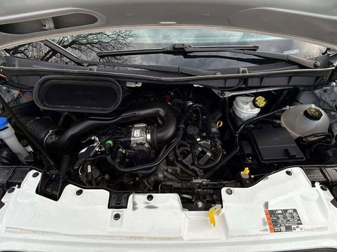 Used 2022 Ford Transit 250 Medium Roof AWD image 21