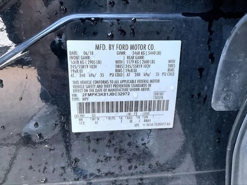 Used 2018 Ford Edge Titanium image 33