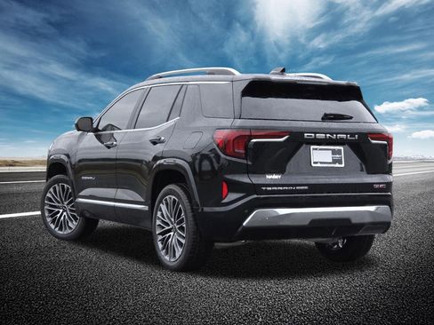 New 2026 GMC Terrain Denali w/ LPO, Floor Liner Package AWD/4WD image 17