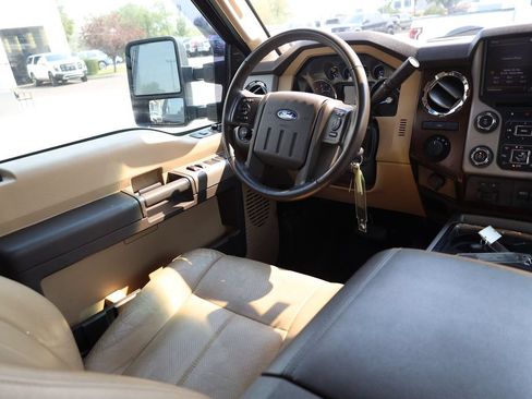 Used 2014 Ford F350 Lariat w/ Lariat Ultimate Package AWD/4WD image 19