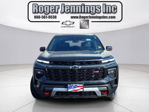 Used 2025 Chevrolet Traverse Z71 w/ Driver Confidence Package image 7