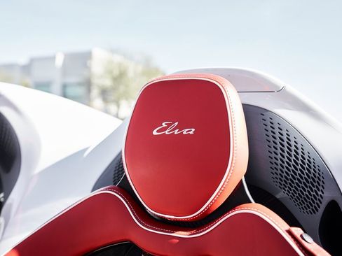 Used 2021 McLaren Elva image 56