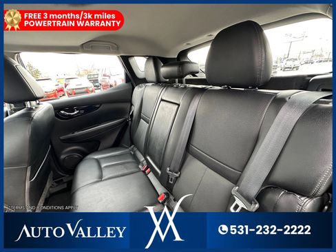 Used 2022 Nissan Rogue Sport SL w/ Premium Package image 23