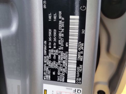 Used 2025 Toyota 4Runner Limited image 30