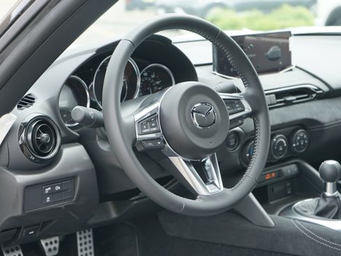 New 2026 MAZDA MX-5 Miata Club w/ Brembo/BBS Recaro Package RWD image 13