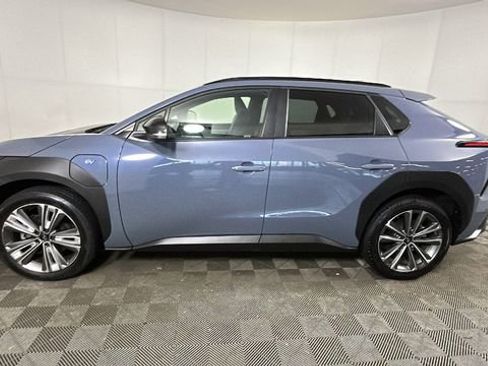 Used 2023 Subaru Solterra AWD image 6