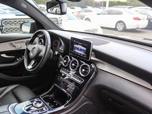 Used 2019 Mercedes-Benz GLC 300 4MATIC Coupe image 17