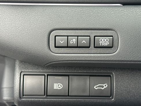 New 2026 Toyota C-HR AWD/4WD image 25