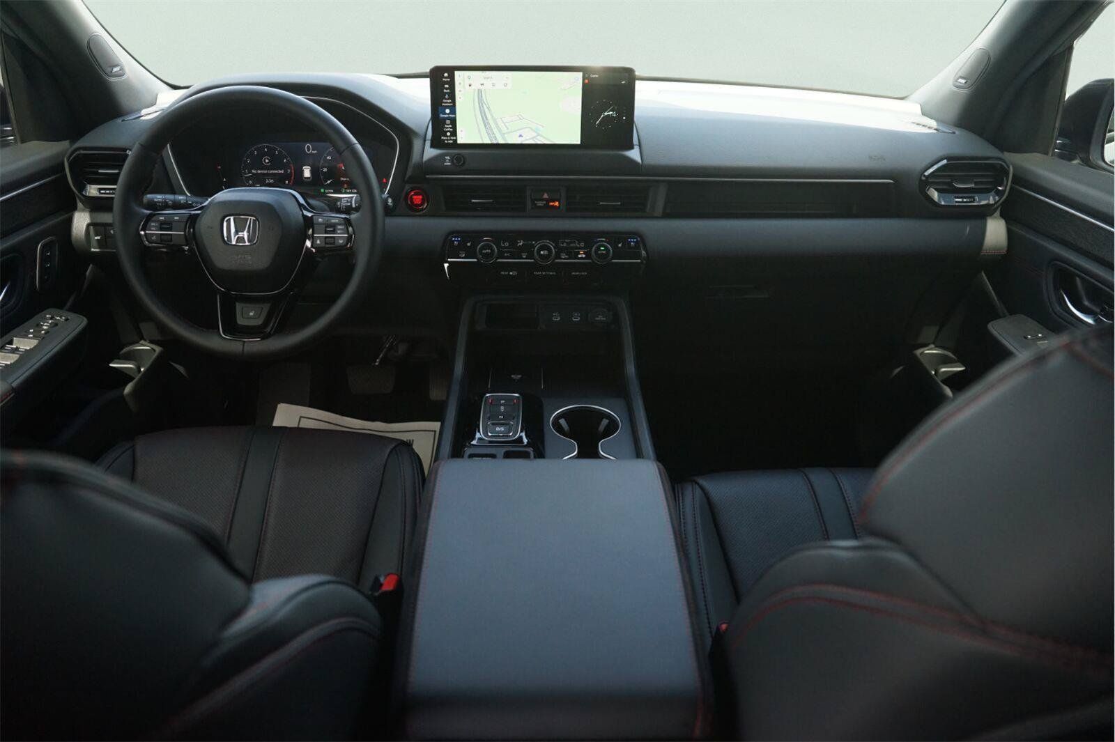 Used 2026 Honda Pilot Black Edition image 23