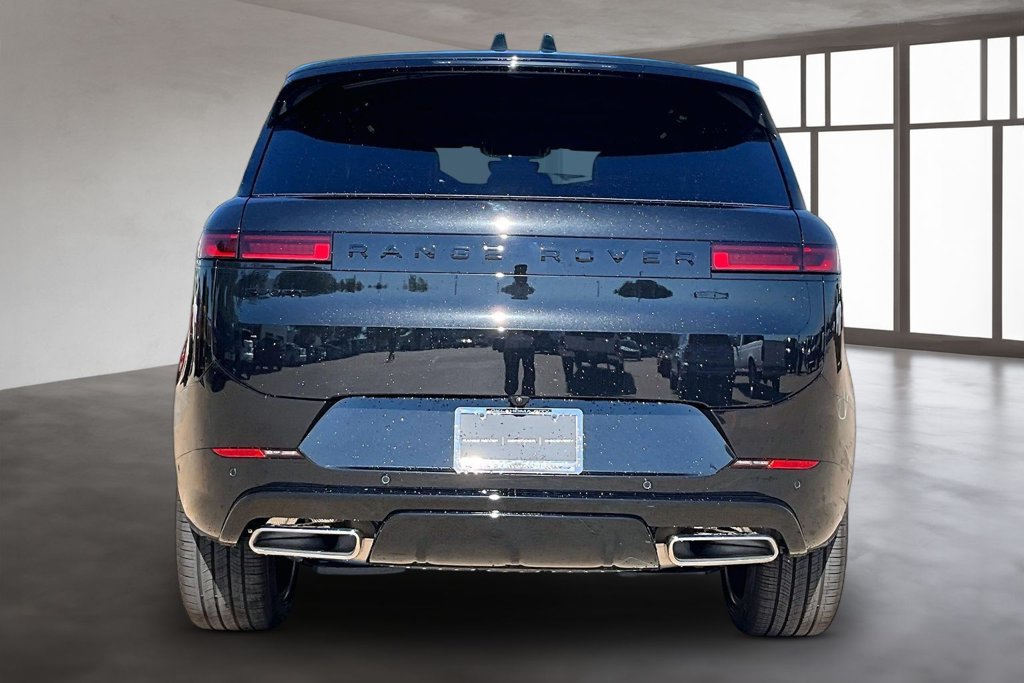 New 2027 Land Rover Range Rover Sport Dynamic SE AWD/4WD image 4
