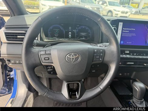 Used 2025 Toyota Camry XSE image 14
