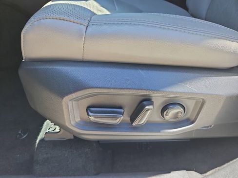 Used 2024 Toyota Tundra Limited image 15