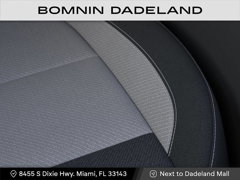 New 2025 Chevrolet Blazer LT FWD image 22