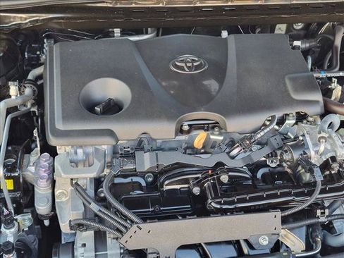 Used 2024 Toyota Camry XLE FWD image 20