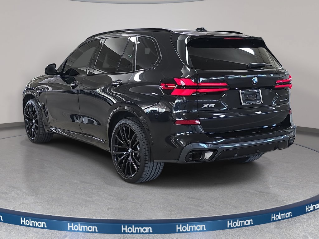 Used 2025 BMW X5 sDrive40i w/ M Sport Package RWD image 9