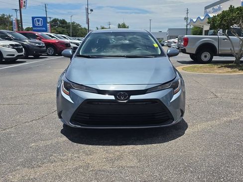 Used 2024 Toyota Corolla LE FWD image 9