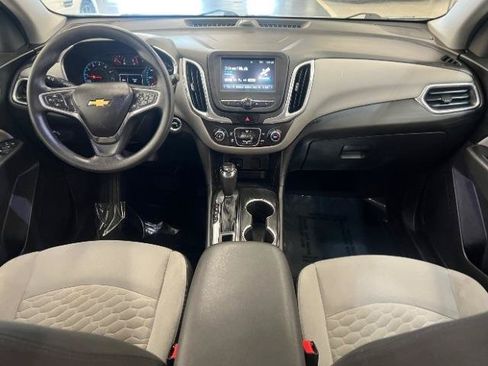 Used 2018 Chevrolet Equinox LT FWD image 7