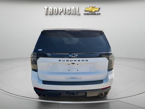 Used 2026 Chevrolet Suburban Z71 w/ Comfort Package AWD/4WD image 4