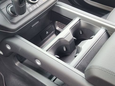 New 2026 Land Rover Defender 110 X-Dynamic SE AWD/4WD image 14