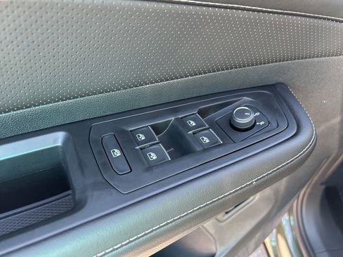 New 2026 Volkswagen Atlas SE image 19