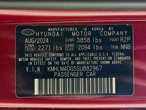 Certified 2025 Hyundai Elantra Sport w/ Cargo Package image 31