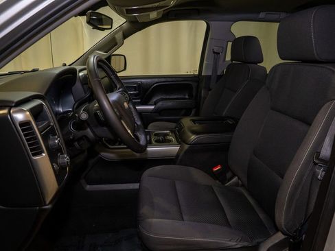 Used 2018 Chevrolet Silverado 1500 LT w/ All Star Edition image 9