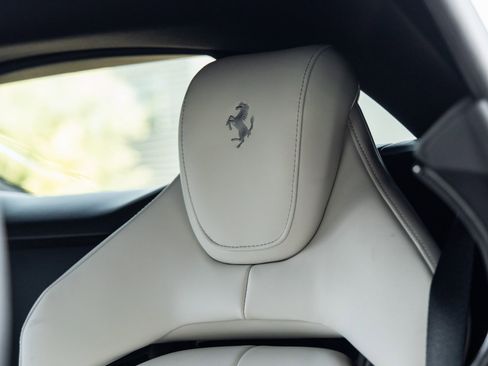 Used 2024 Ferrari Purosangue image 41