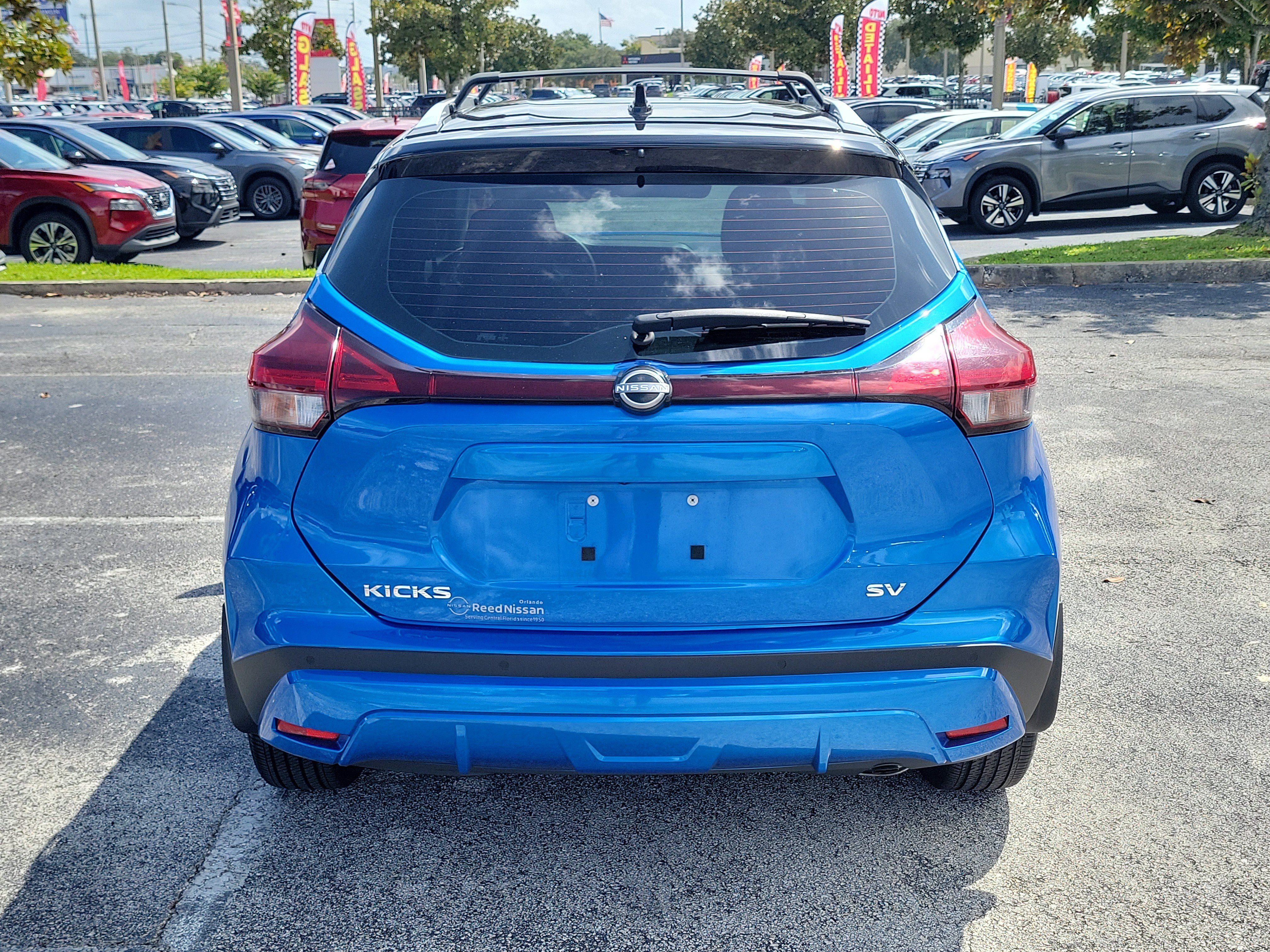 Certified 2022 Nissan Kicks SV FWD image 5