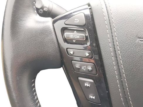 Used 2022 Nissan Armada Platinum w/ Captain's Chairs Package RWD image 20