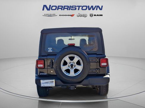 Certified 2018 Jeep Wrangler Unlimited Sport image 5