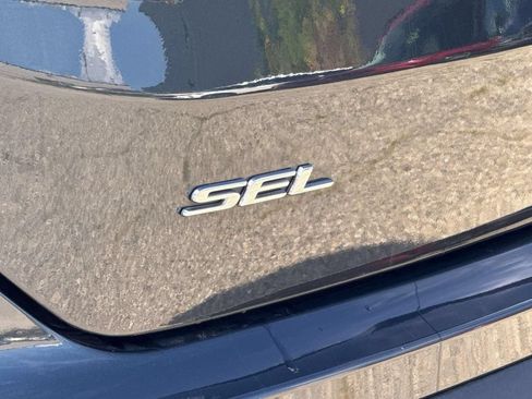 Used 2023 Ford Edge SEL w/ Convenience Package AWD/4WD image 10