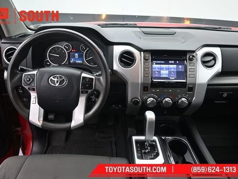 Used 2014 Toyota Tundra SR5 w/ SR5 Upgrade Package AWD/4WD image 11