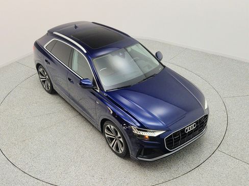 Used 2022 Audi Q8 Prestige AWD/4WD image 24