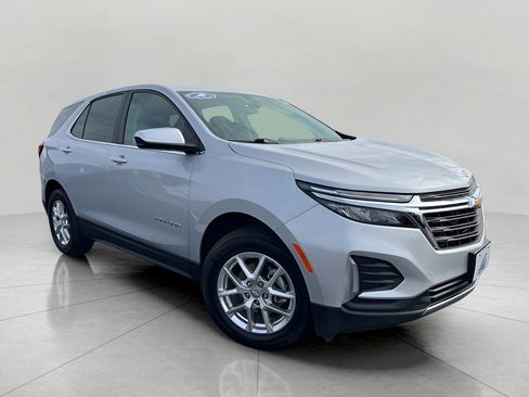 Used 2022 Chevrolet Equinox LT w/ LPO, Floor Liner Package image 1