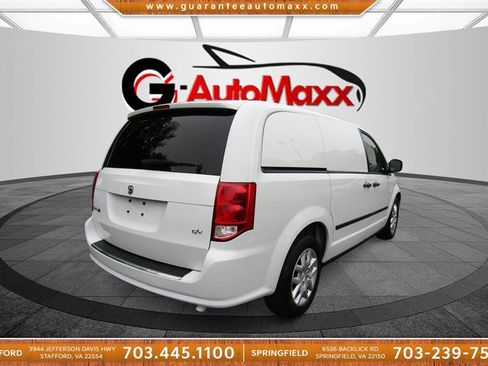 Used 2014 RAM C/V Tradesman w/ UConnect Hands-Free Group image 5