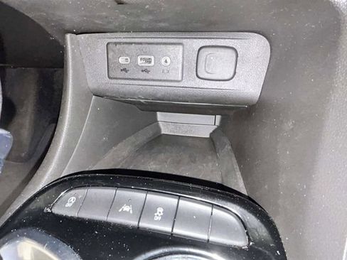 Used 2020 Buick Encore GX Select FWD image 18