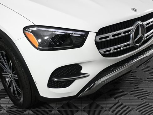 Used 2025 Mercedes-Benz GLE 350 4MATIC image 36