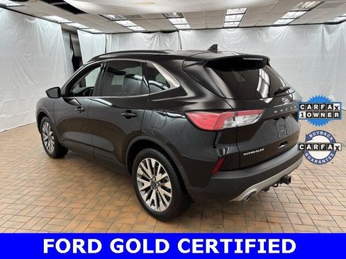 Certified 2022 Ford Escape Titanium w/ Class II Trailer Tow Package image 5